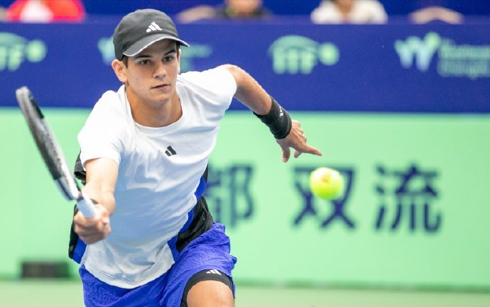 世界杯直播下载-西班牙小将霍达尔创生涯最佳排名,用实力证明自己绝非流星|大满贯|莱赫奇卡|决赛|杰里|蒂兰_新浪新闻